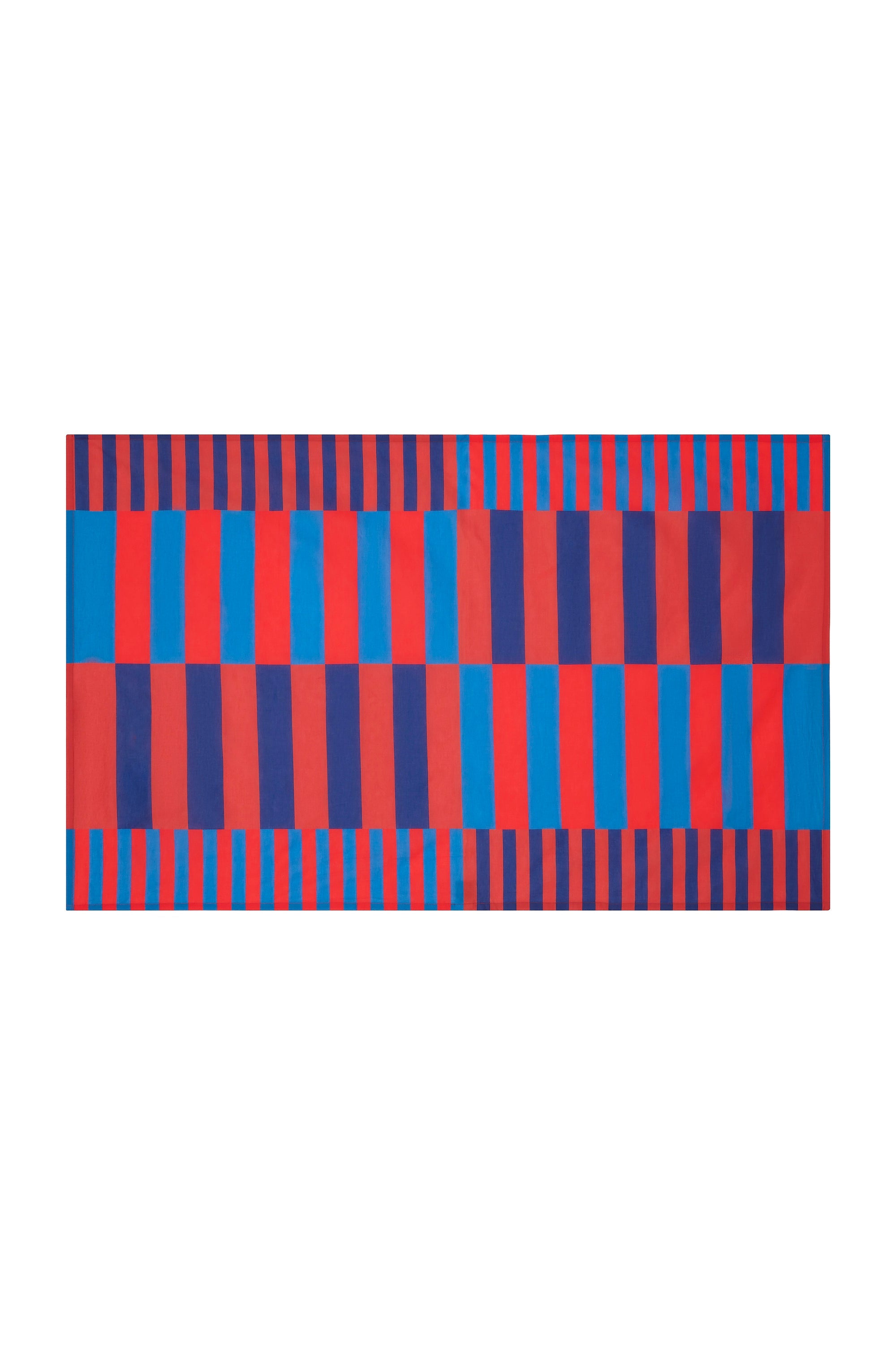 Sarong In Horizon