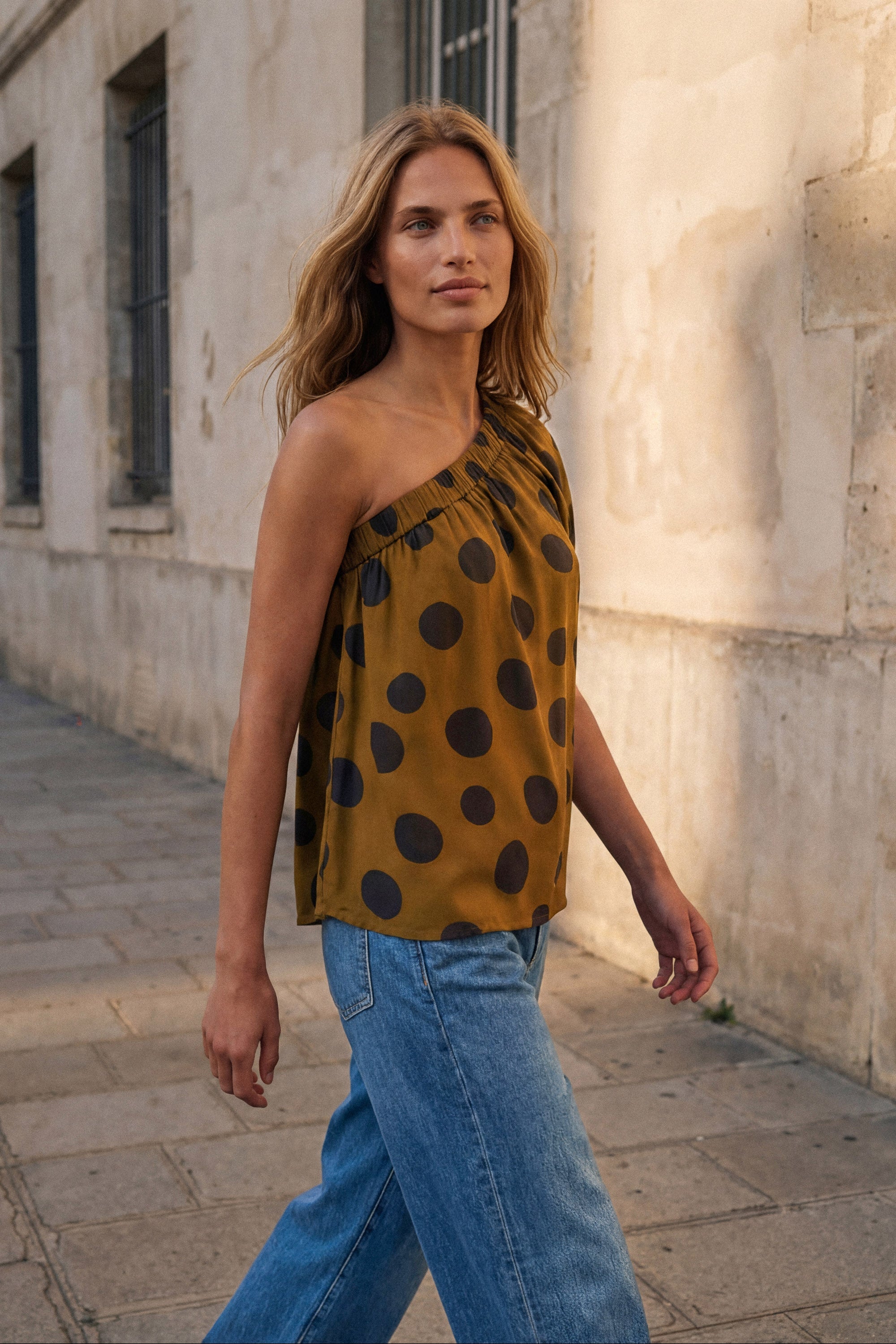 Bonnie Top In Ginger Spot