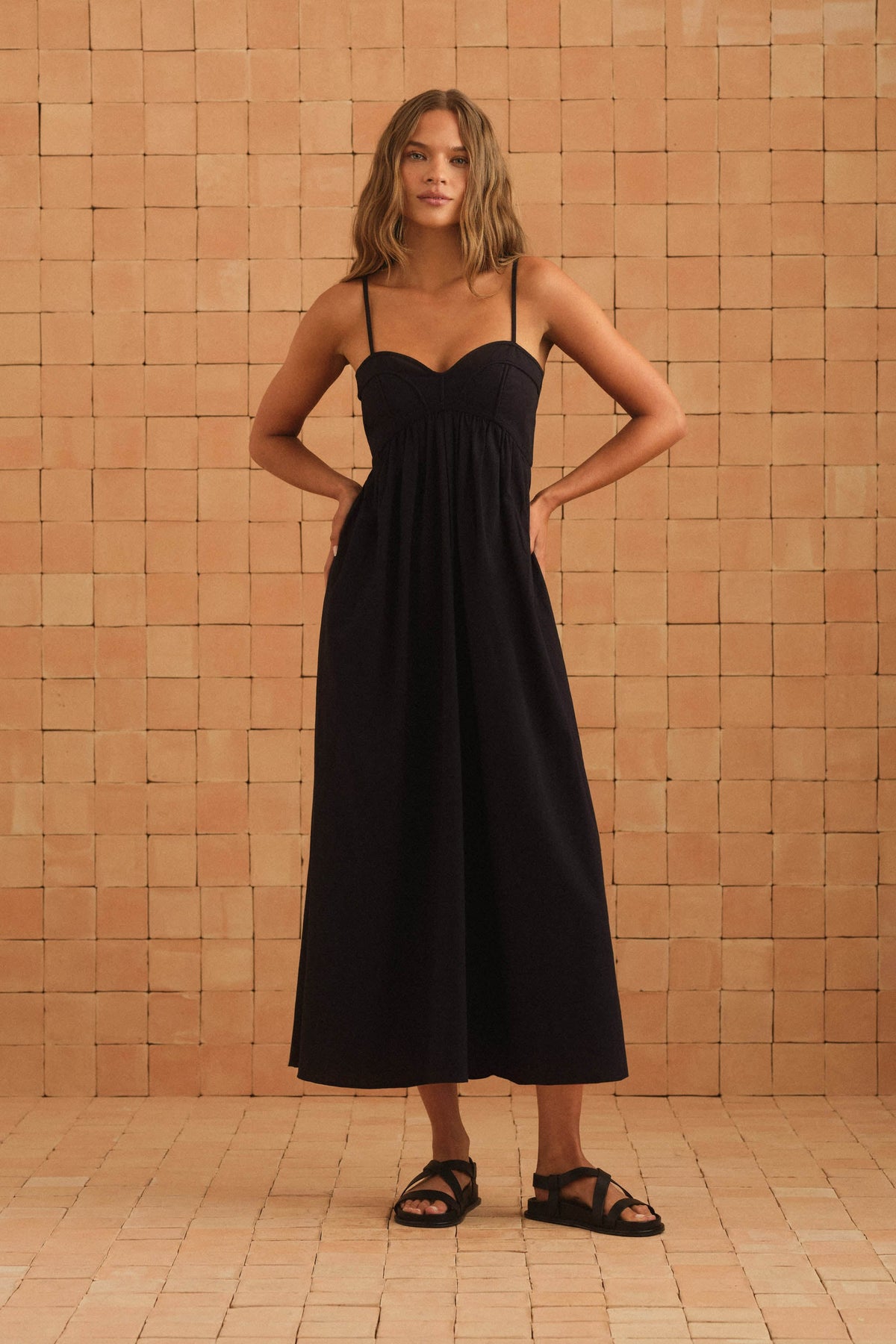 Amalie Dress In Black