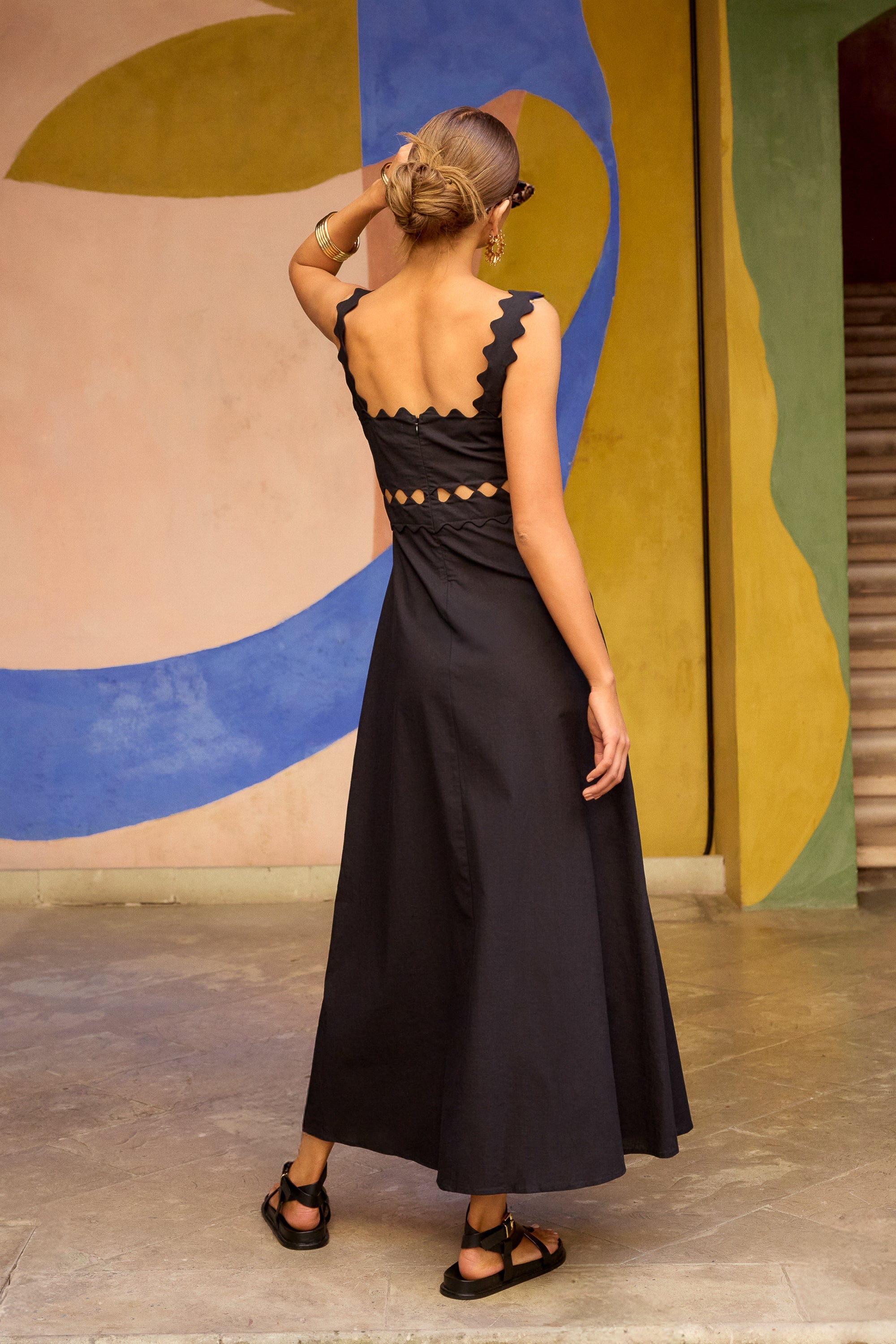 Evelyn Dress In Black