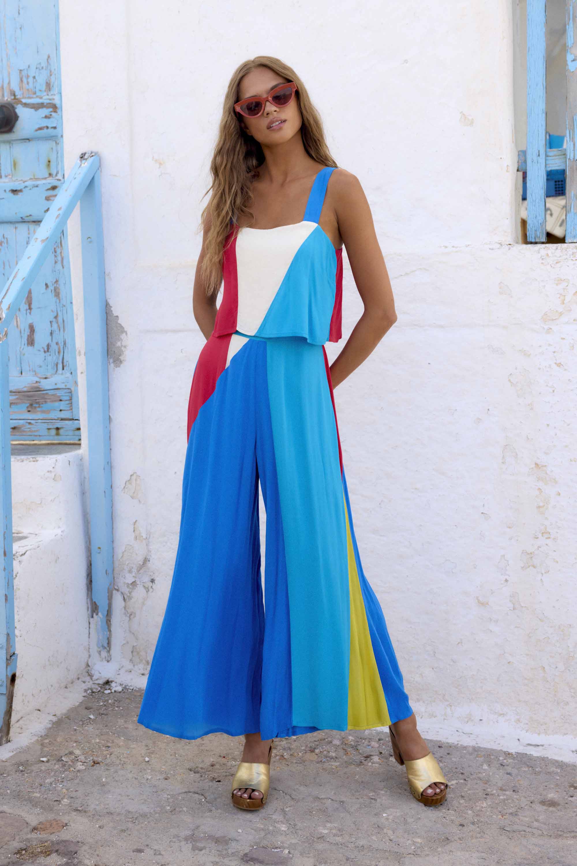 Luca Romper In Aegina