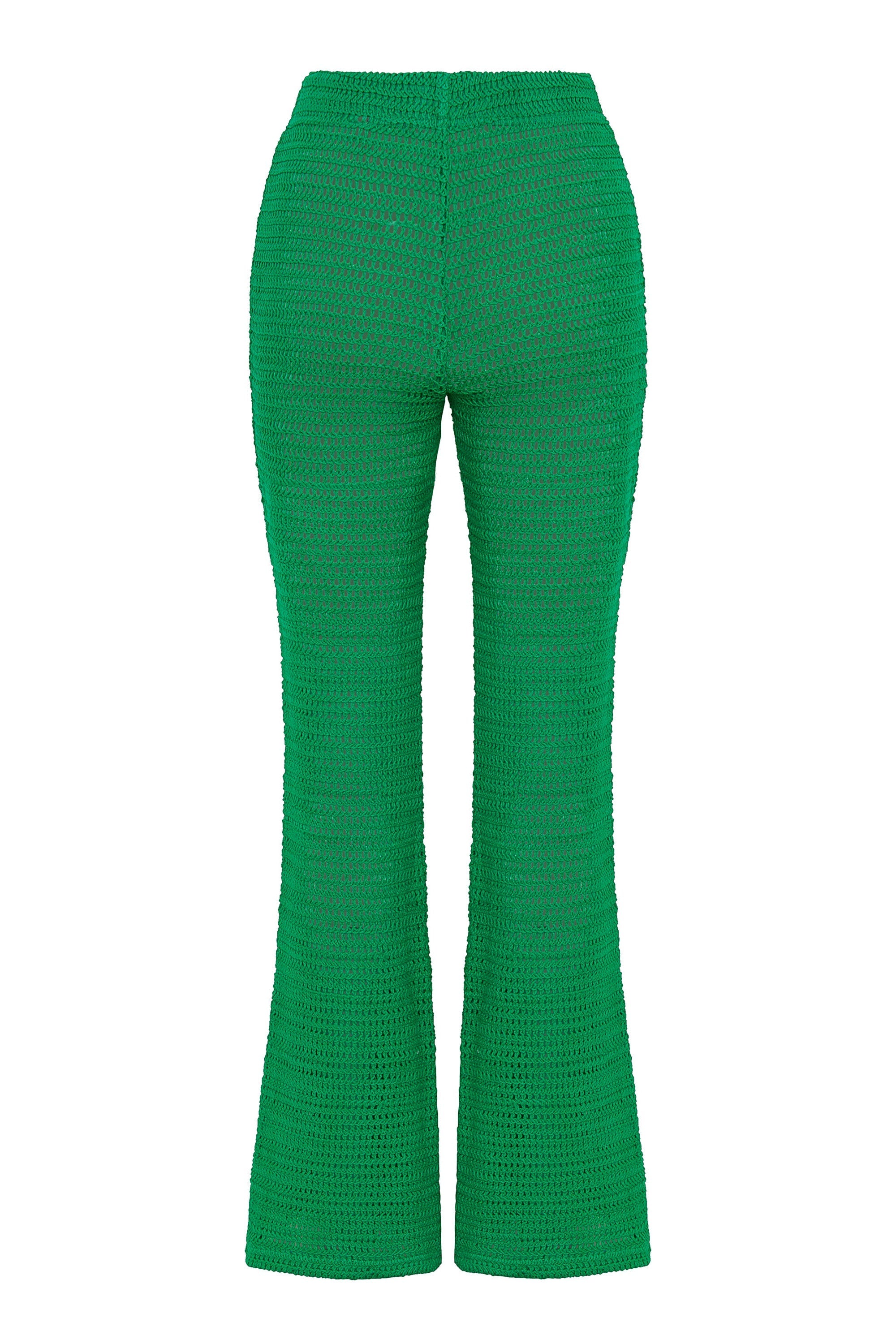 Romi Pant In Apple