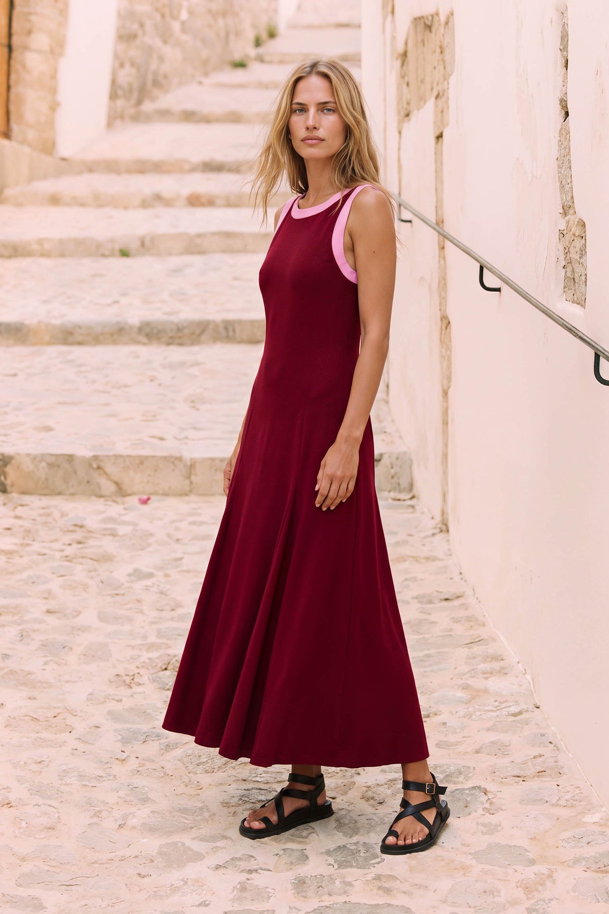 Vera Dress In Roja